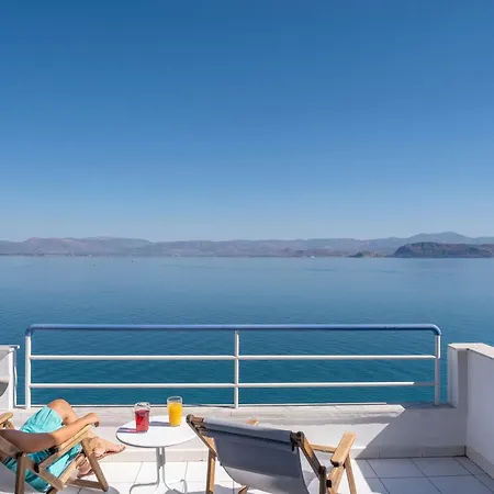 Schoene Mit Meerblick In Apartamento Kivérion