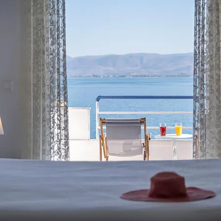 Schoene Mit Meerblick In Apartamento Kivérion